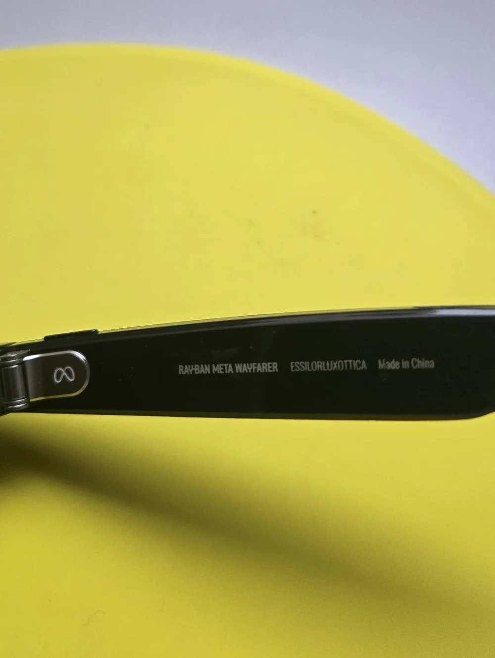Ray-Ban Meta (Gen 1), Wayfarer, Large Matte Black | Smart AI Glasses - Picture 7 of 9